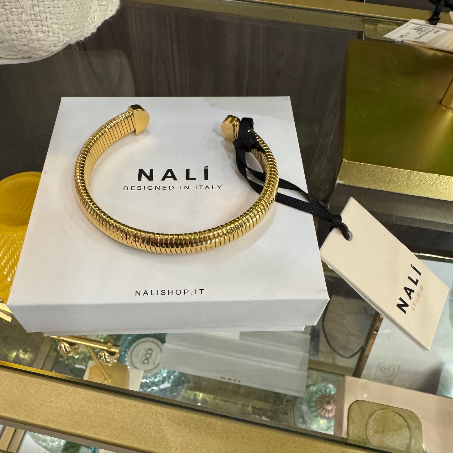 "Angela" Gold-Colored Striped Bangle Bracelet - Nalì